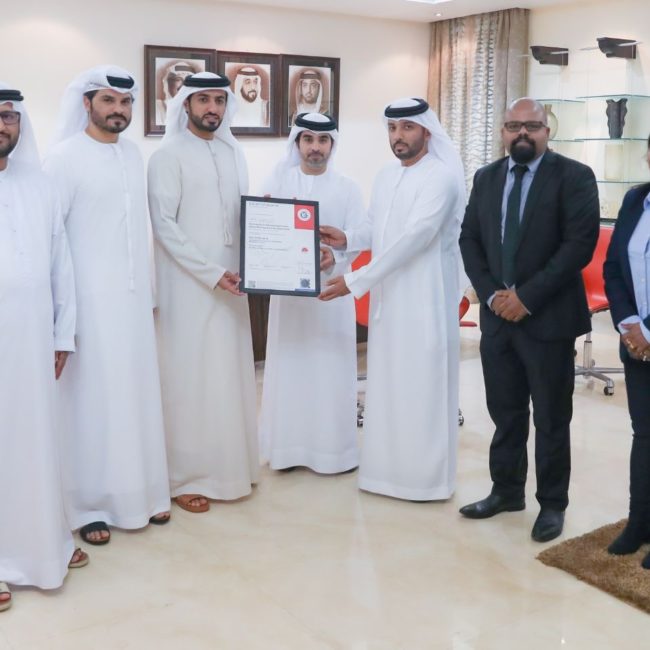 سمو الشيخ راشد بن حميد النعيمي يتسلم شهادة ISO 37101:2016 والخاصة بالتنمية المستدامة في المجتمعات
