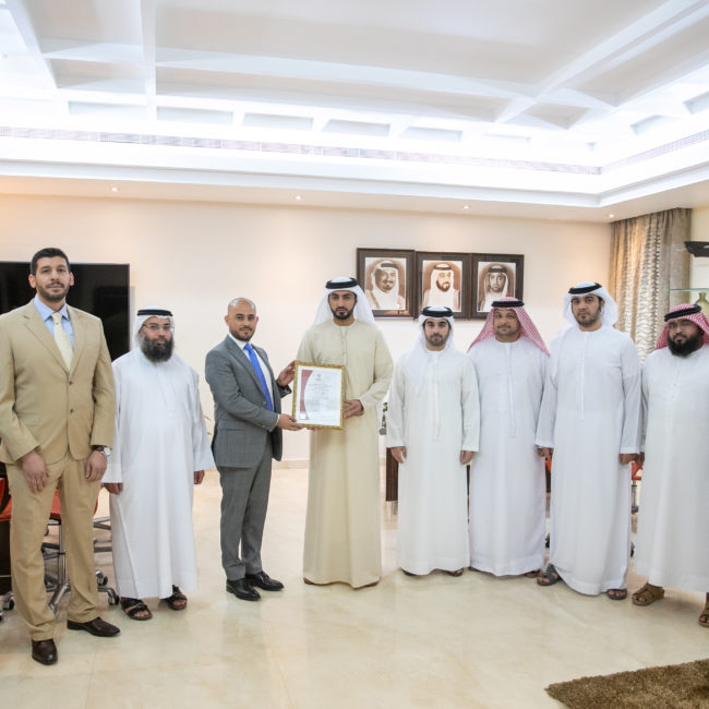 بلدية عجمان تحصد شهادة (ISO 10015:1999) الخاصة بالتدريب