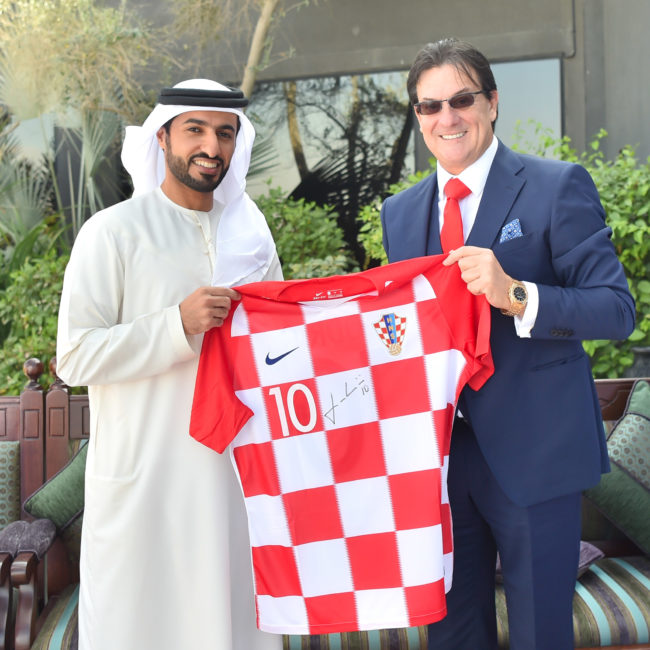 راشد بن حميد يستقبل نائب رئيس الاتحاد الكرواتي لكرة القدم