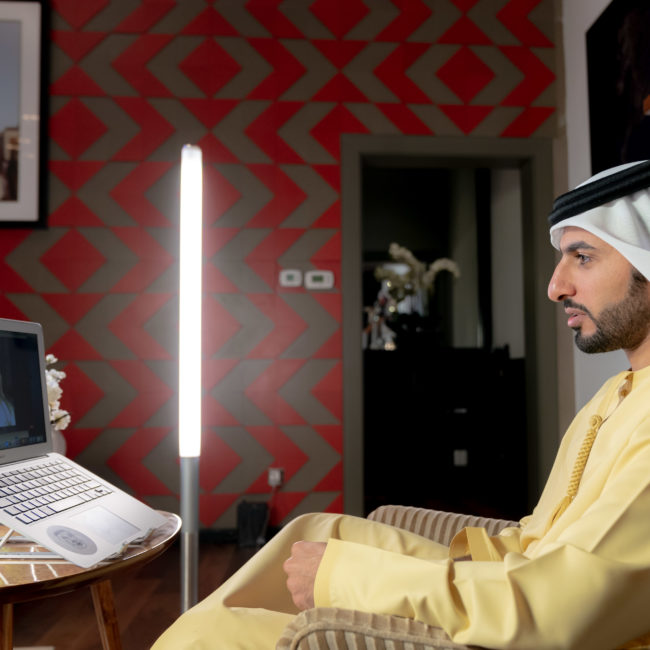 مجلس راشد بن حميد الافتراضي يناقش صناعة الحياة في عالم متغير