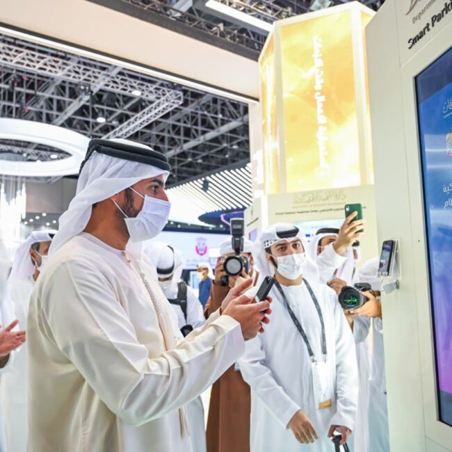 خلال زيارته لمعرض جيتكس سمو الشيخ راشد بن حميد يؤكد أن الدولة ماضية نحو مرحلة التعافي التام والشامل