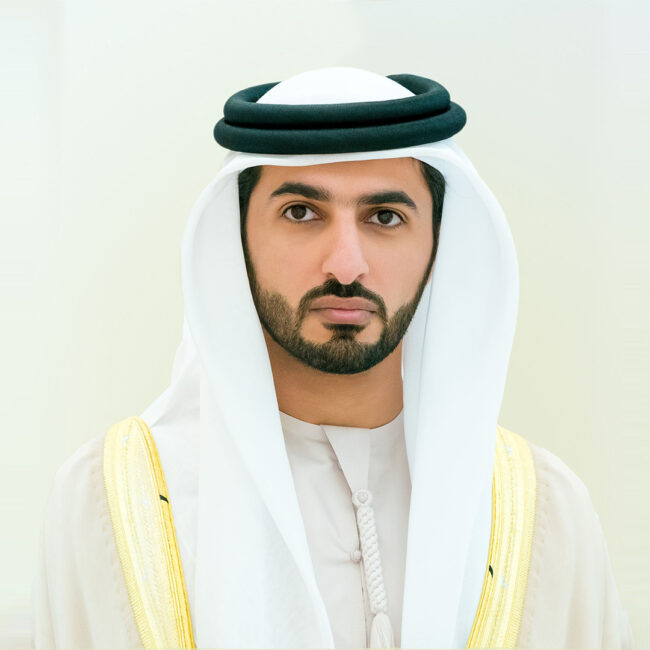 مجلس راشد بن حميد يناقش المحاور المتعلقة بنهج الخير في دولة الإمارات